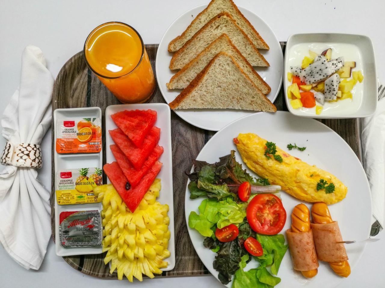 Layalina Hotel Bãi biển Kamala Ngoại thất bức ảnh